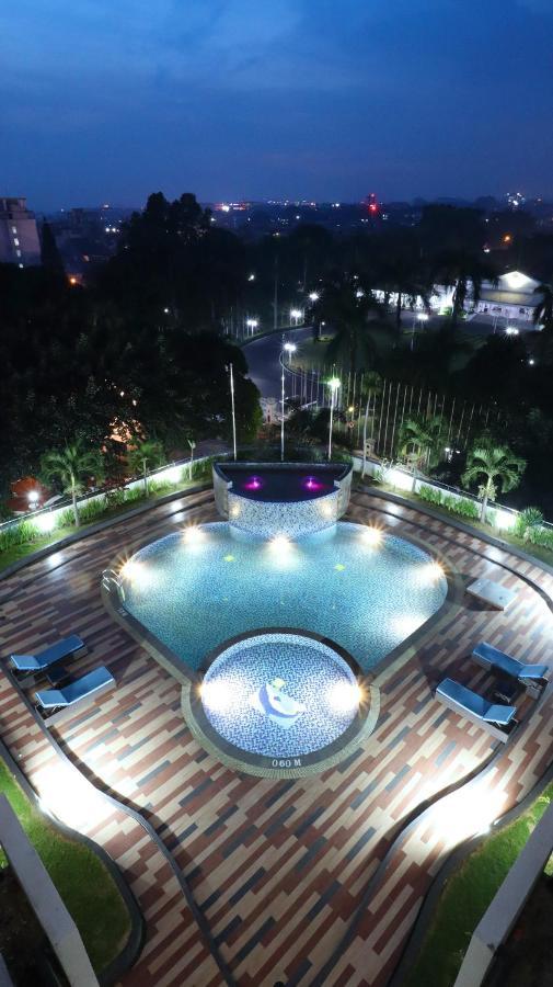 Vue Palace, Artotel Curated Bandung Exterior photo