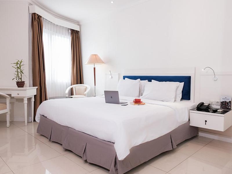 Vue Palace, Artotel Curated Bandung Exterior photo