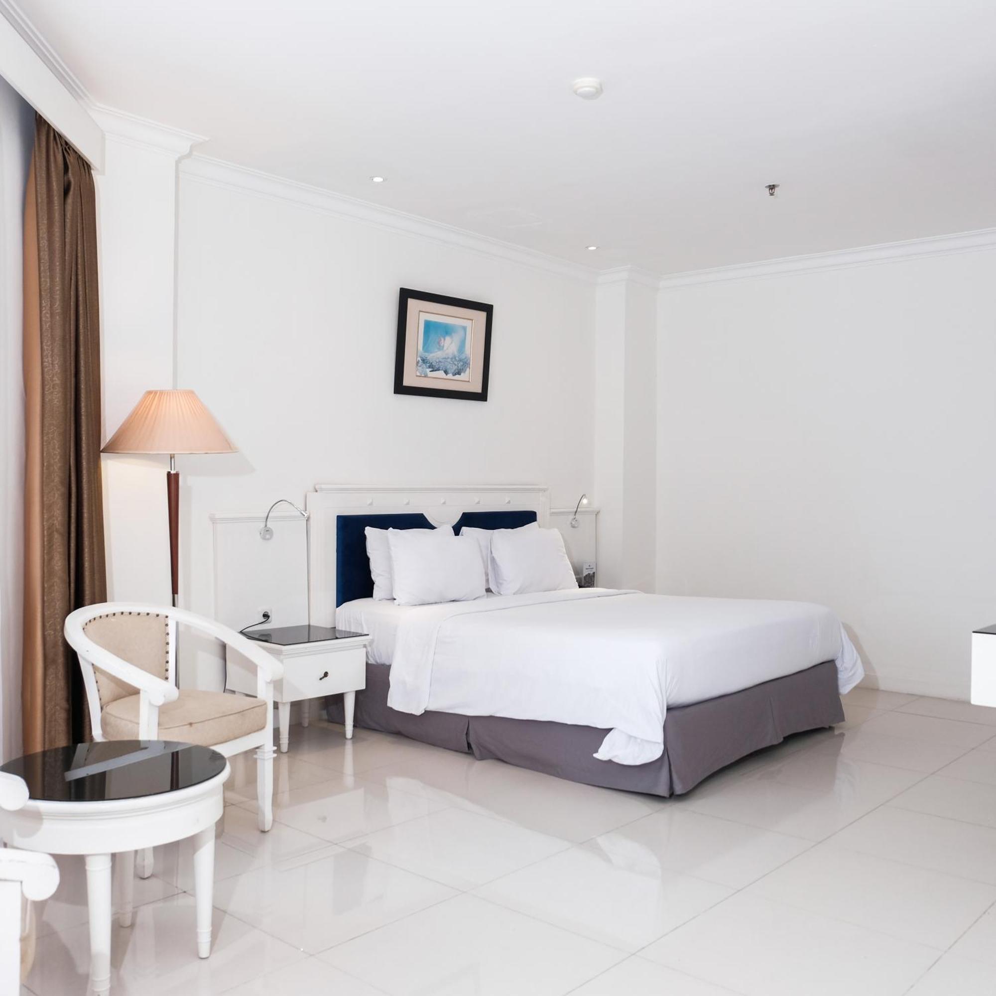 Vue Palace, Artotel Curated Bandung Exterior photo